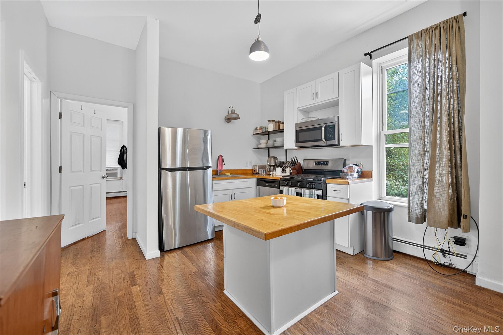 Single Family Lander  Orange County, NY 12550, MLS-915636-21