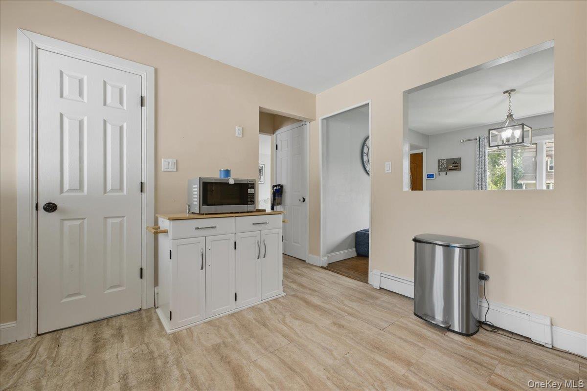 Single Family Grand  Suffolk County, NY 11731, MLS-915648-10