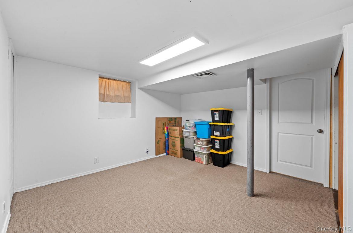 Single Family 250th  Queens, NY 11422, MLS-915659-25