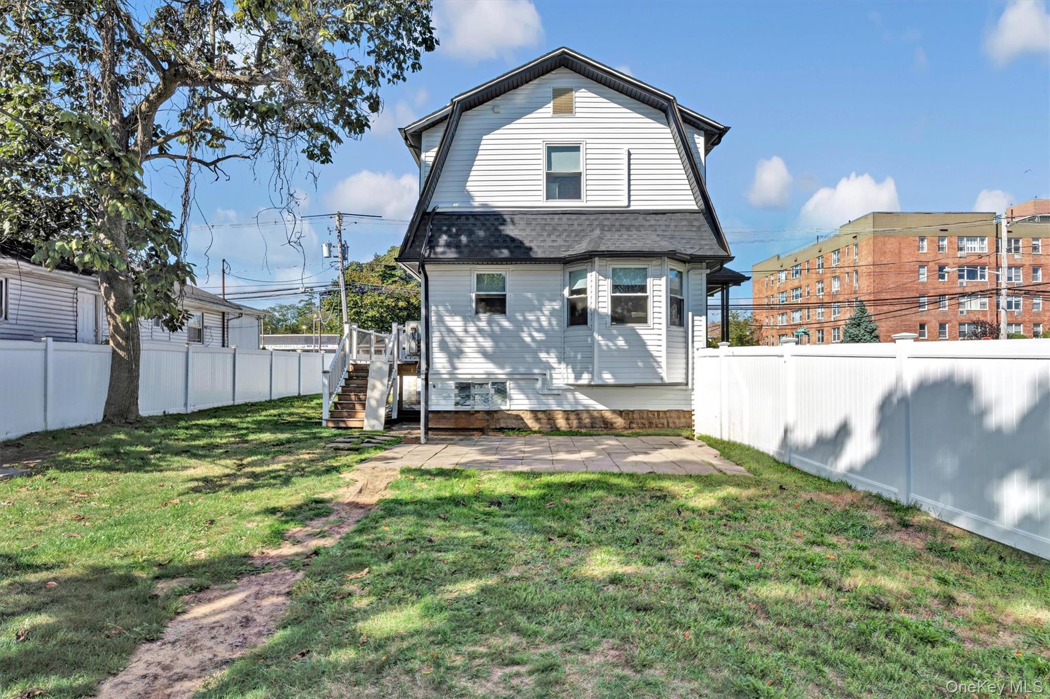 Single Family Southside  Nassau County, NY 11520, MLS-915660-12