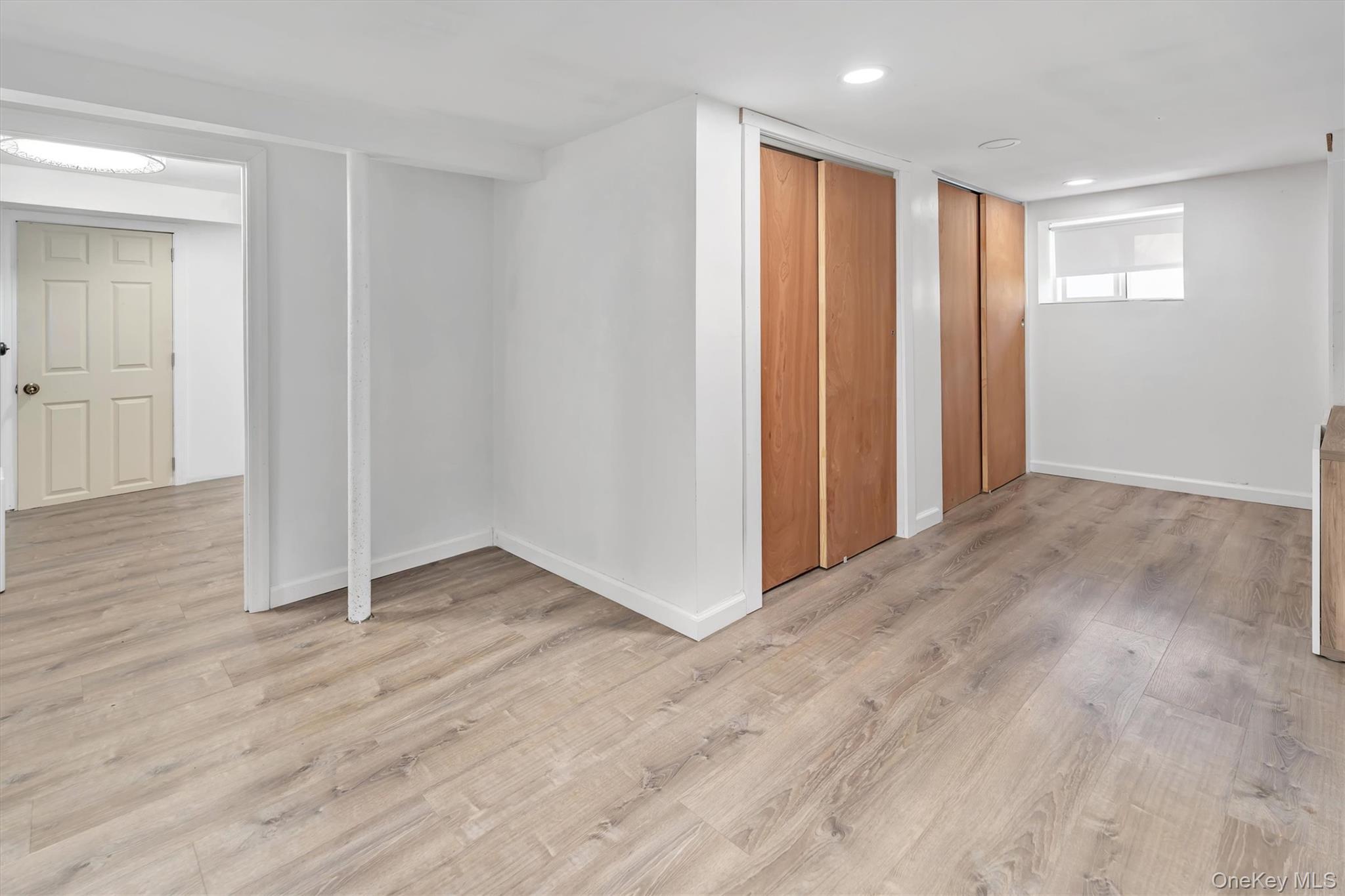 Single Family Southside  Nassau County, NY 11520, MLS-915660-30