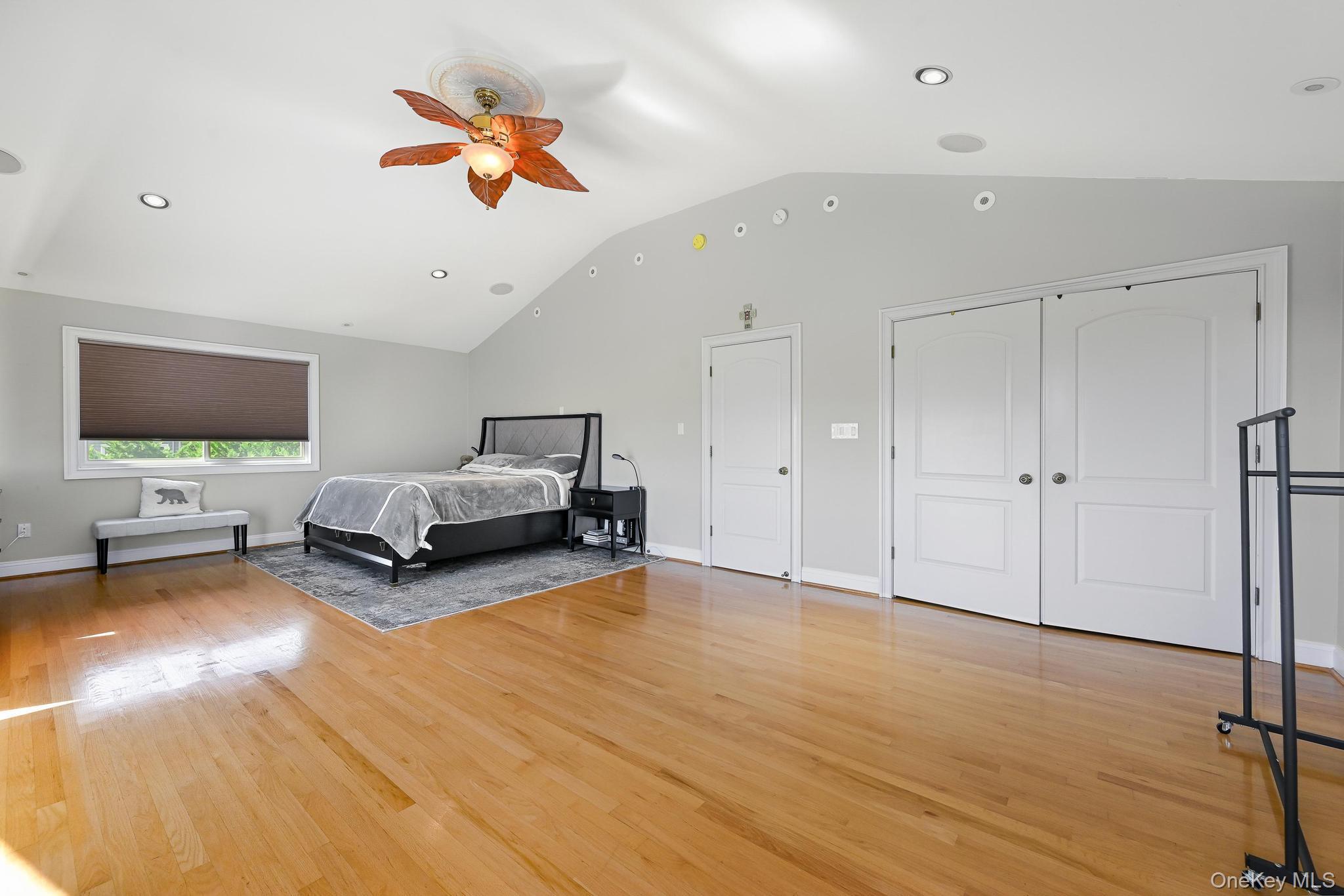 Single Family Somerset  Nassau County, NY 11783, MLS-915662-16