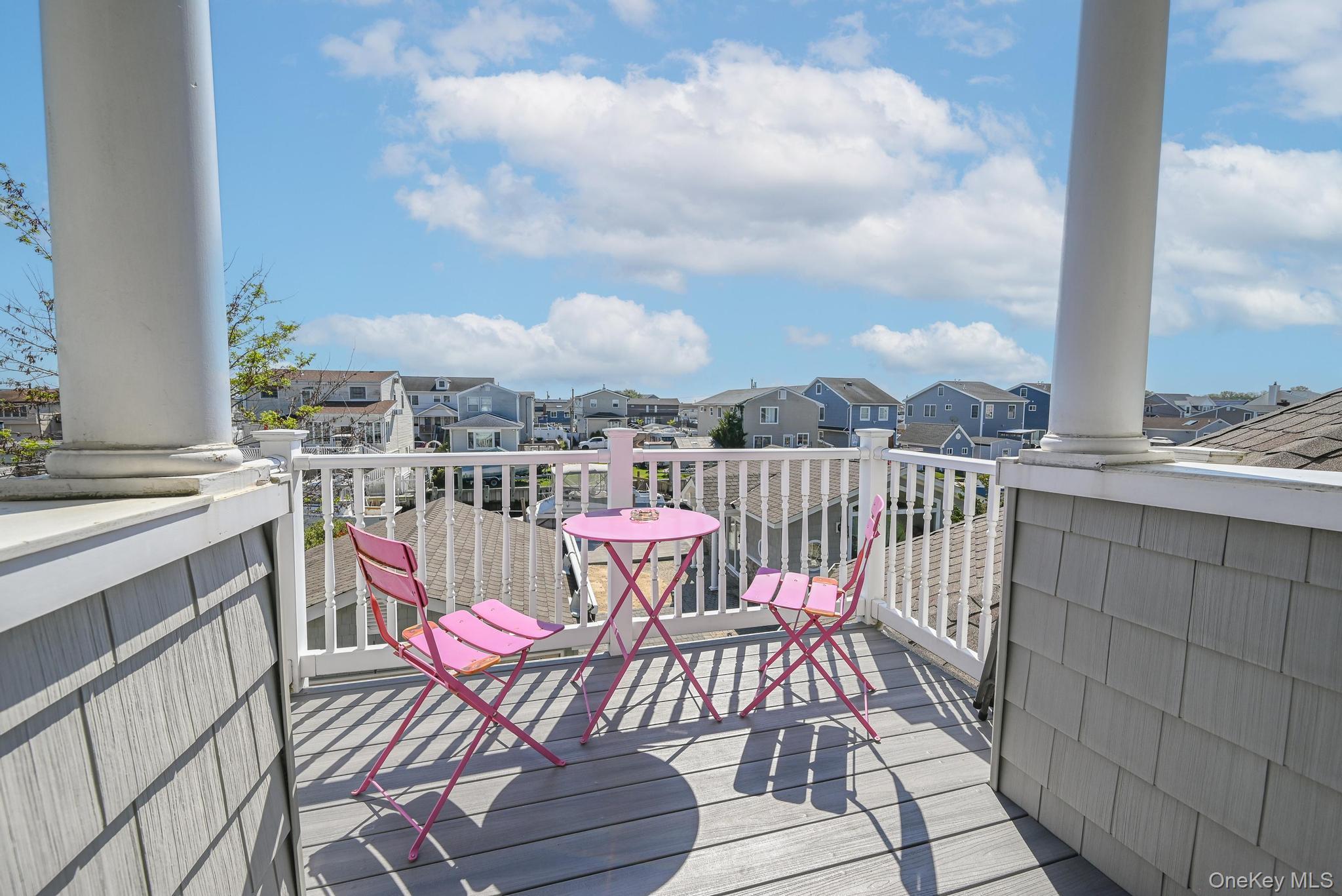 Single Family Somerset  Nassau County, NY 11783, MLS-915662-17