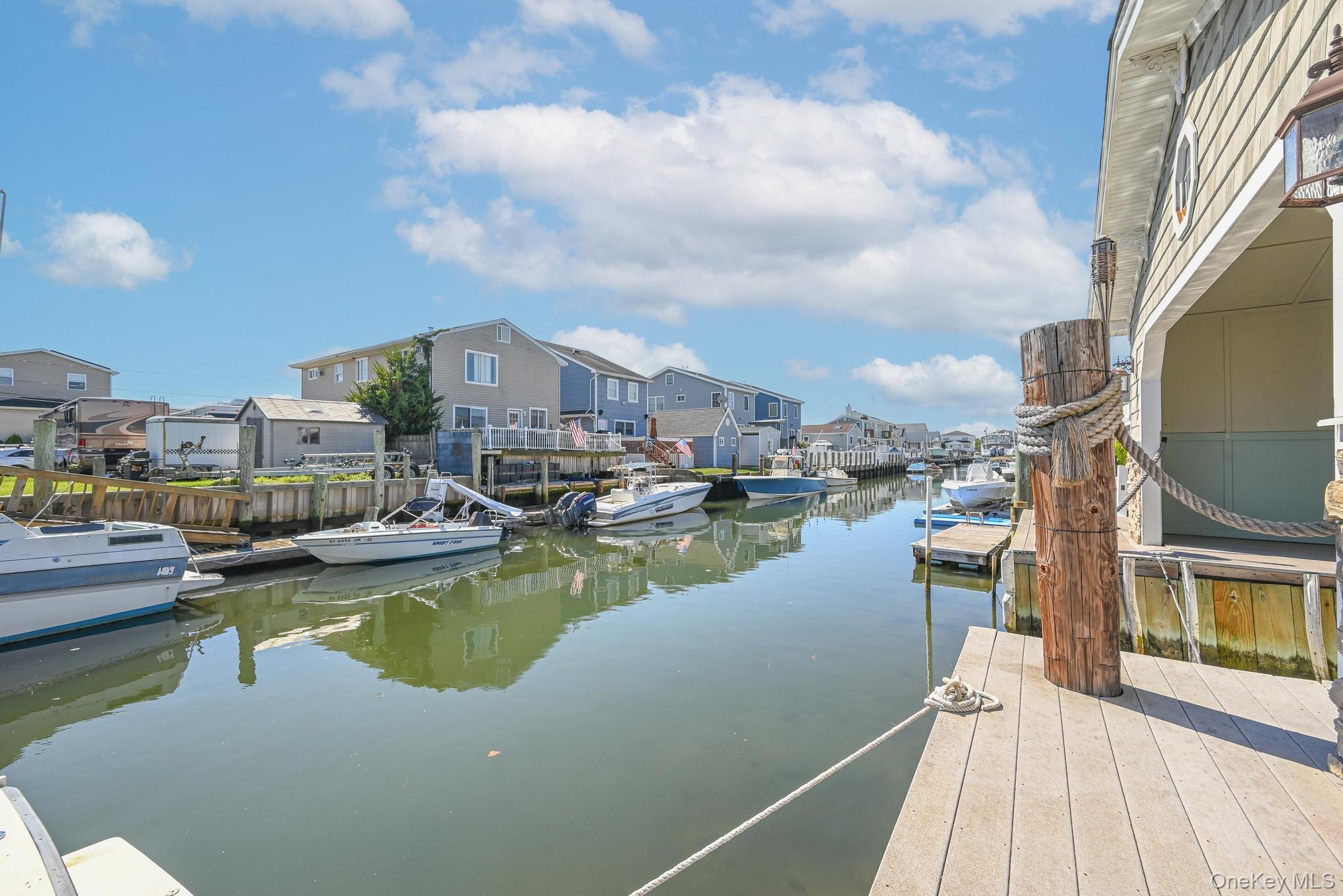 Single Family Somerset  Nassau County, NY 11783, MLS-915662-28