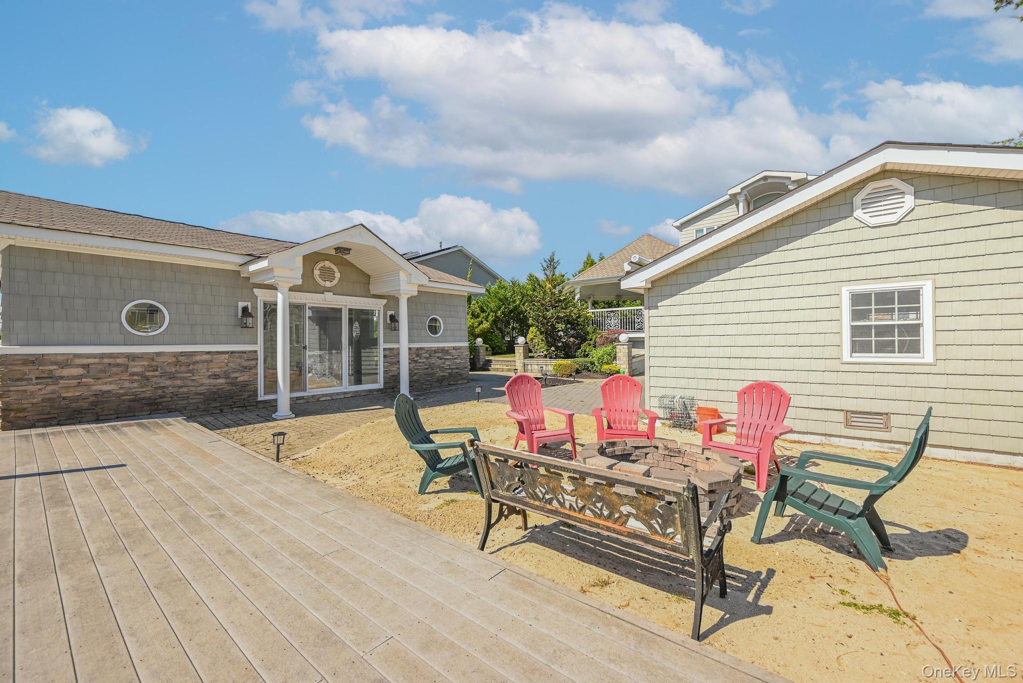 Single Family Somerset  Nassau County, NY 11783, MLS-915662-30