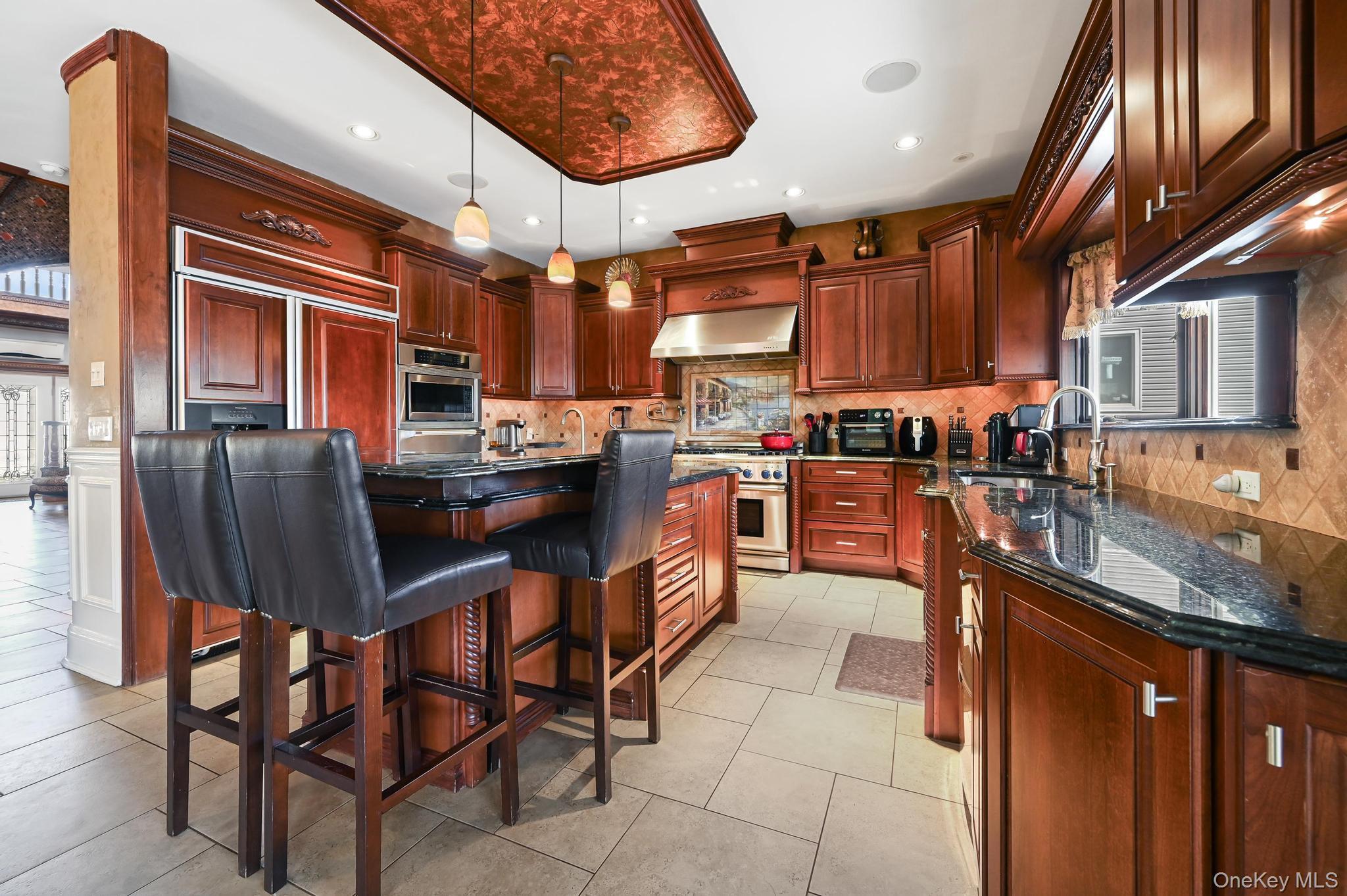 Single Family Somerset  Nassau County, NY 11783, MLS-915662-8