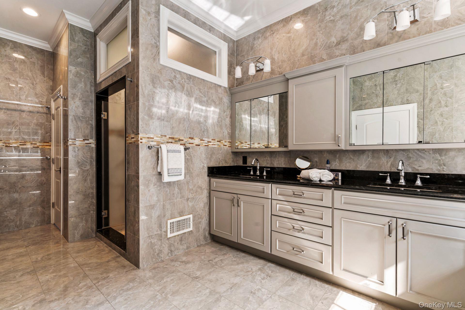 Single Family Buckingham Nassau County, NY 11791, MLS-915666-26