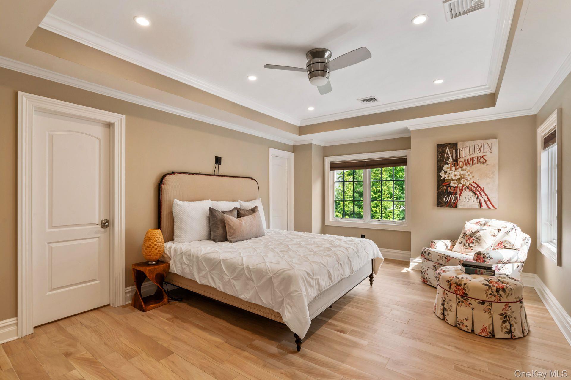 Single Family Buckingham Nassau County, NY 11791, MLS-915666-32