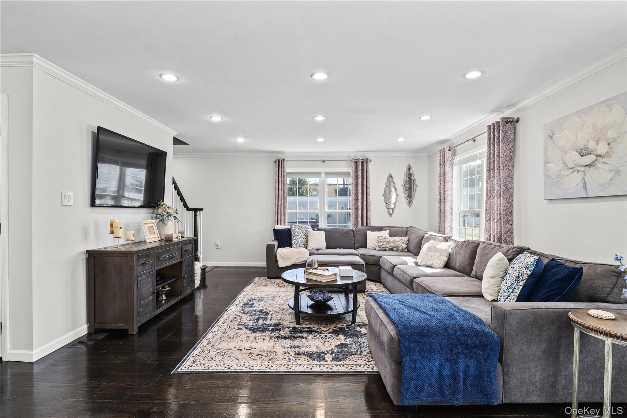 Single Family Saratoga  Westchester County, NY 10570, MLS-915695-8