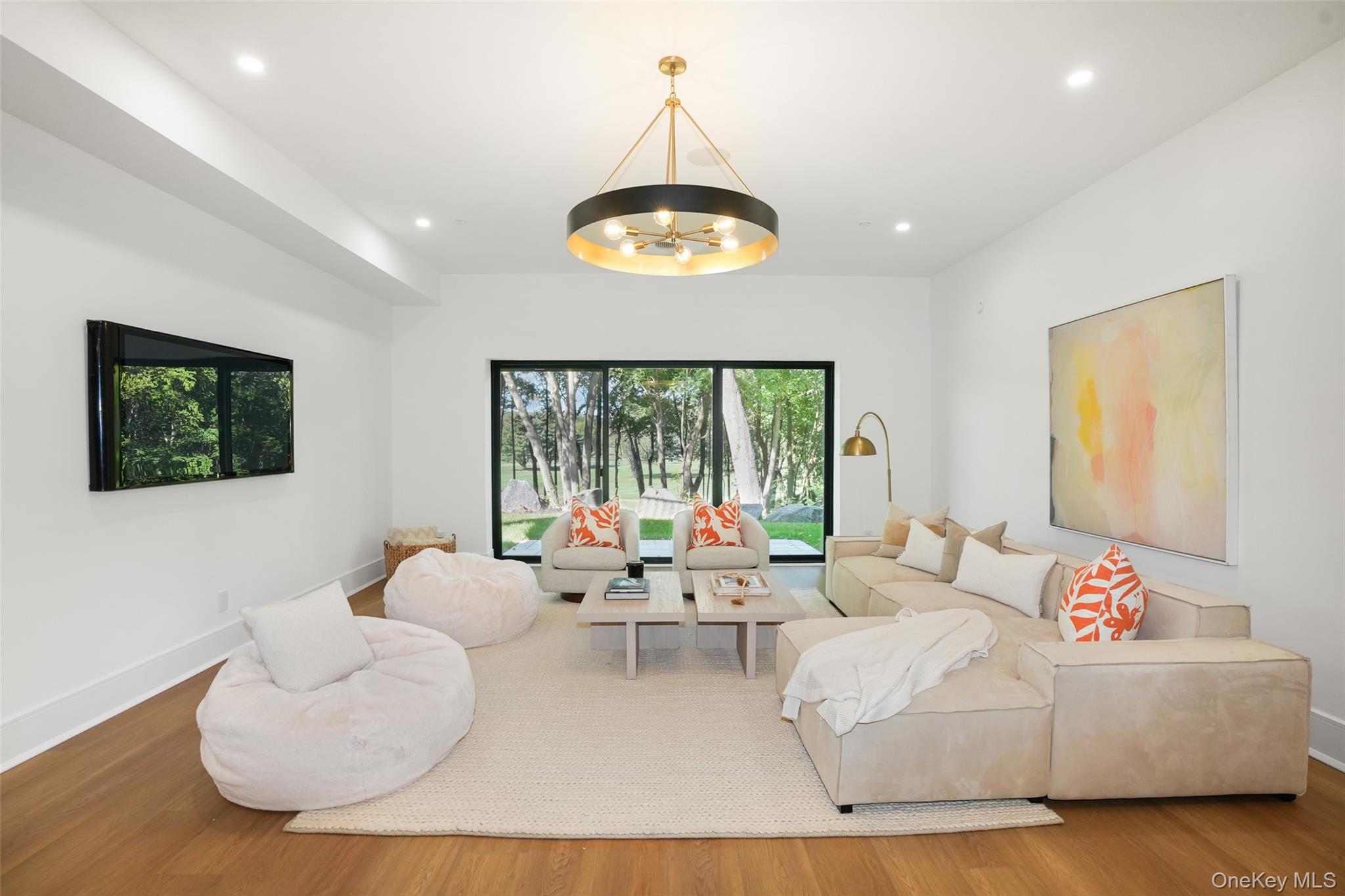 Single Family Boxwood Westchester County, NY 10580, MLS-915702-21