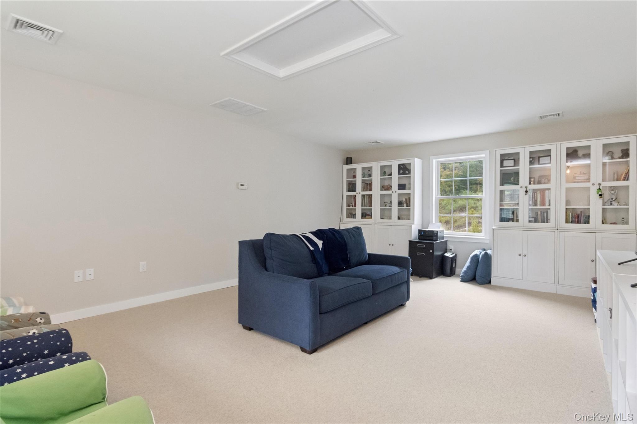 Single Family Dawson Dutchess County, NY 12603, MLS-915713-17