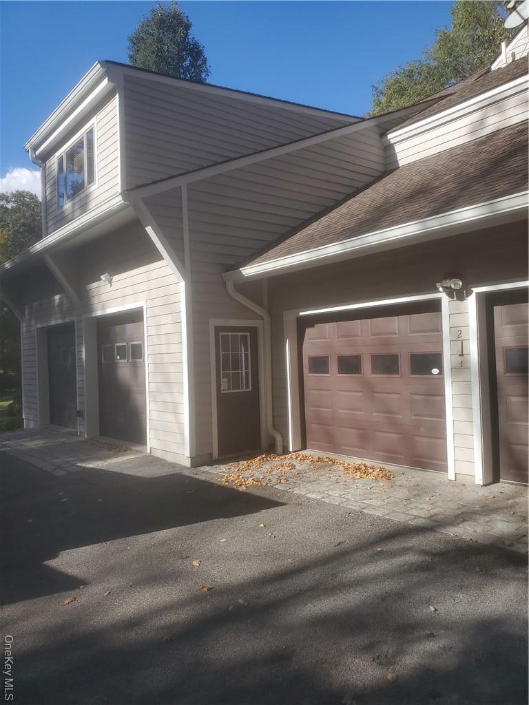 Single Family Fox Den  Westchester County, NY 10560, MLS-915721-29