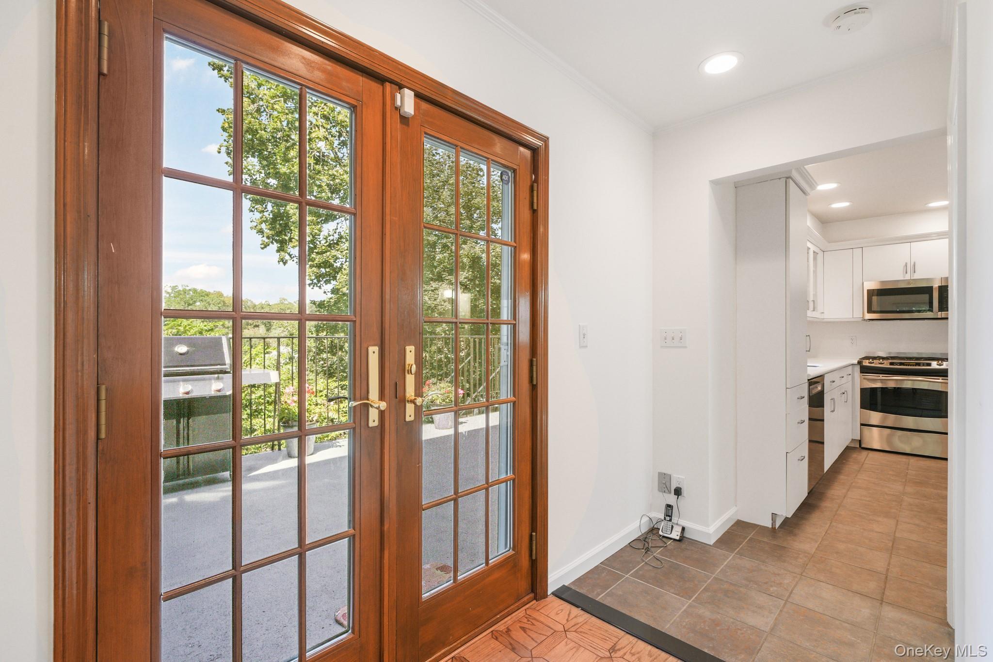 Single Family Chatfield  Westchester County, NY 10708, MLS-915726-9