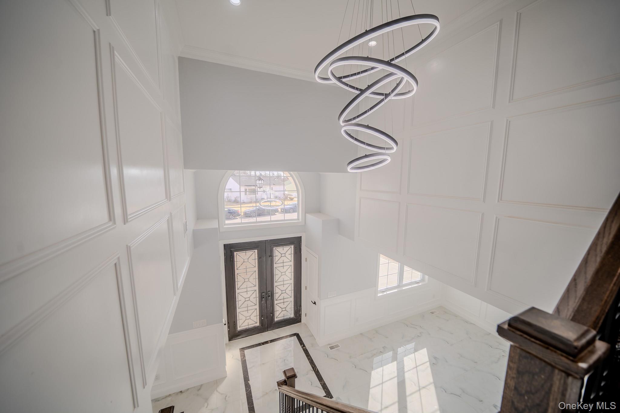 Single Family Spruce Nassau County, NY 11801, MLS-915728-21