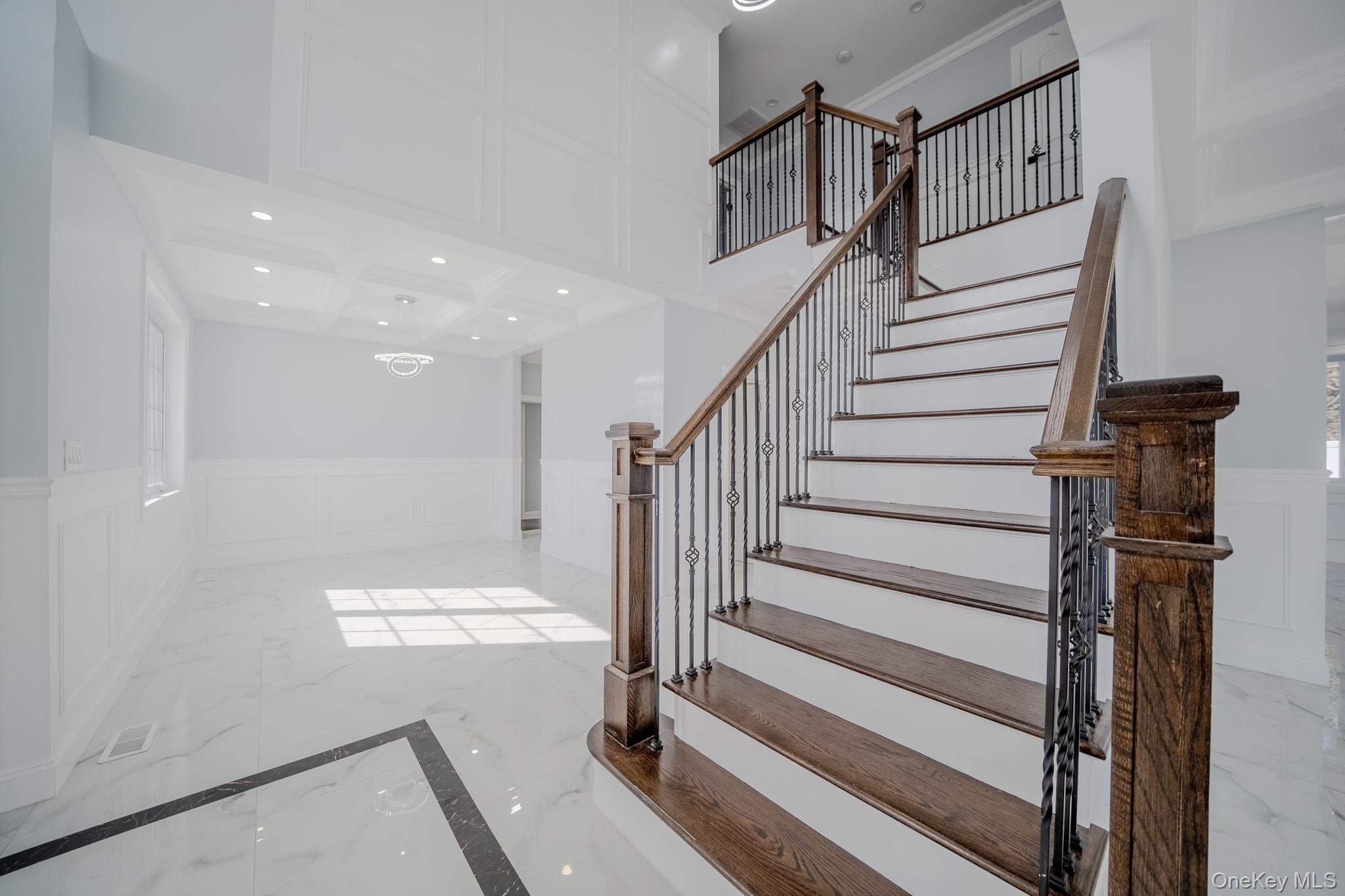 Single Family Spruce Nassau County, NY 11801, MLS-915728-4