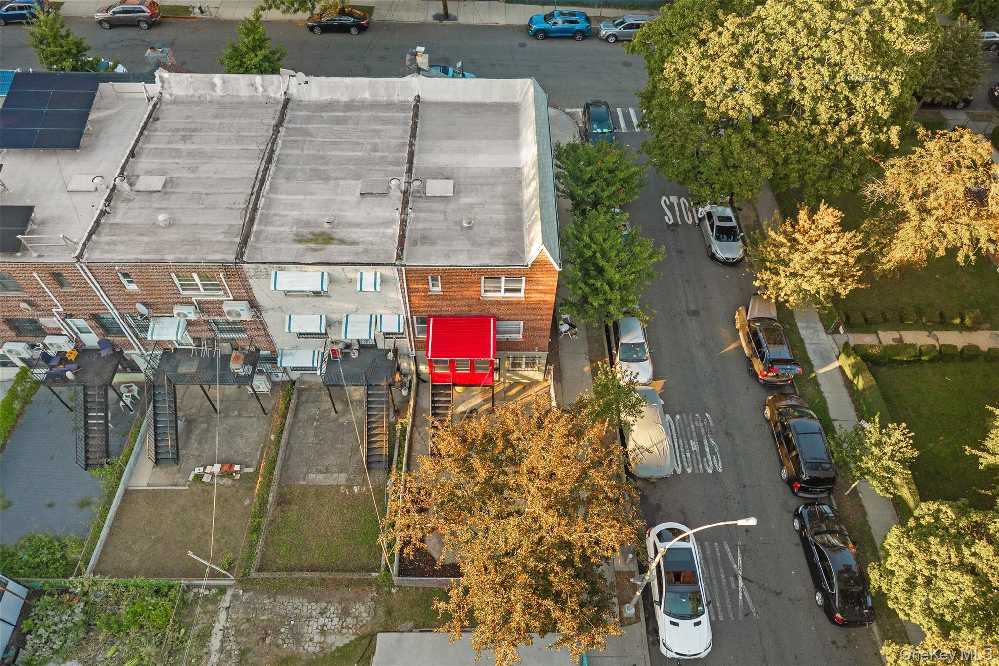 Single Family 214th Bronx, NY 10469, MLS-915746-5