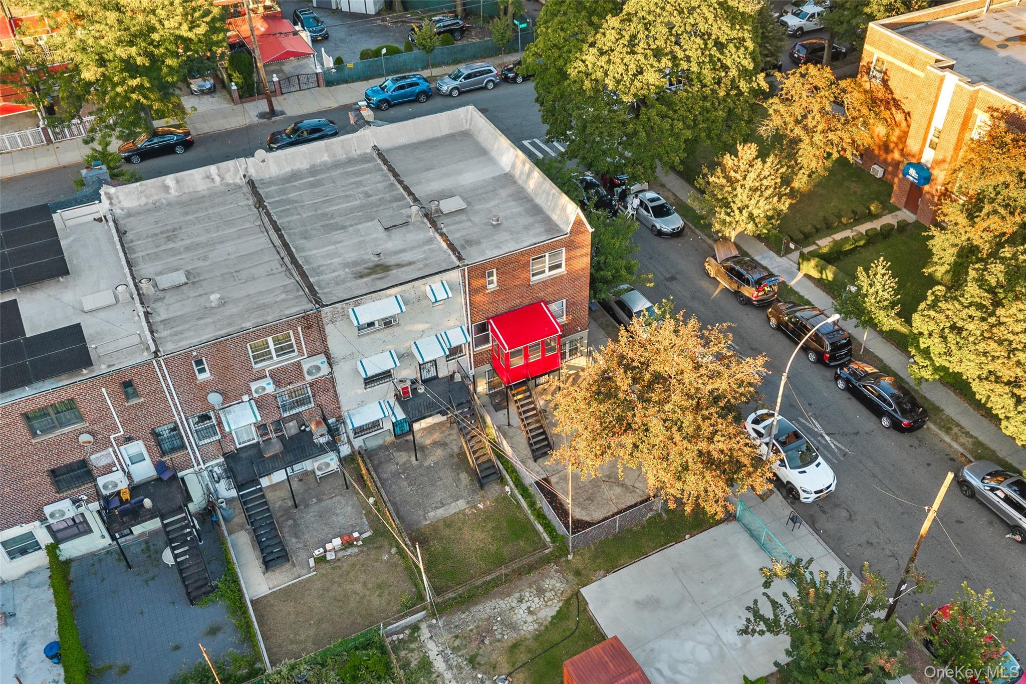 Single Family 214th Bronx, NY 10469, MLS-915746-7