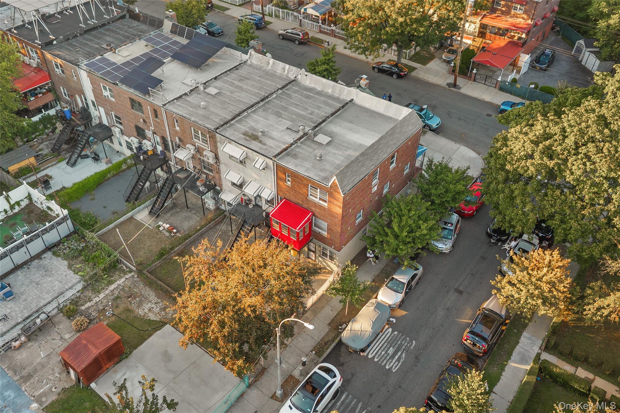 Single Family 214th Bronx, NY 10469, MLS-915746-8