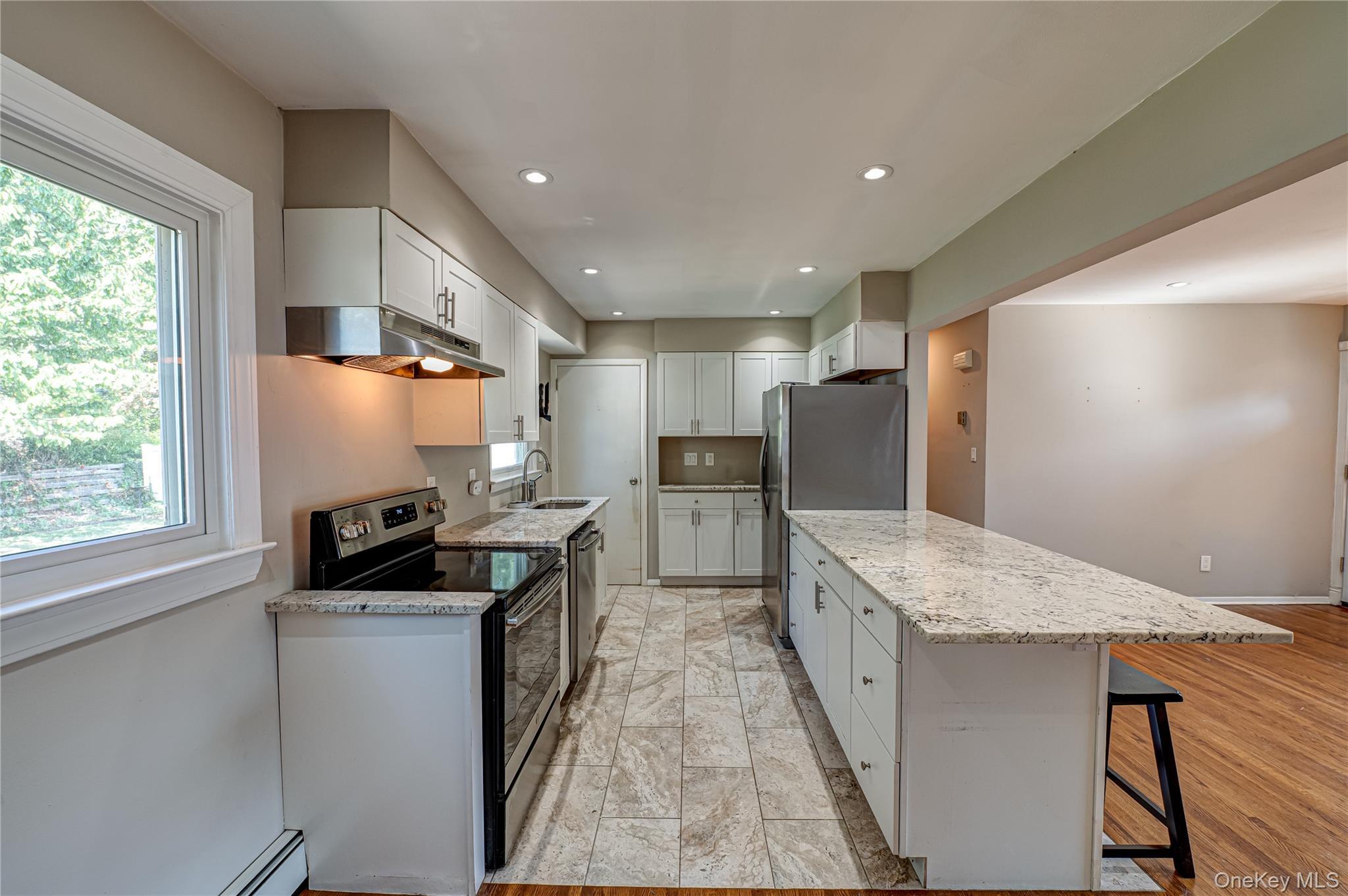 Single Family Adams Suffolk County, NY 11795, MLS-915759-10