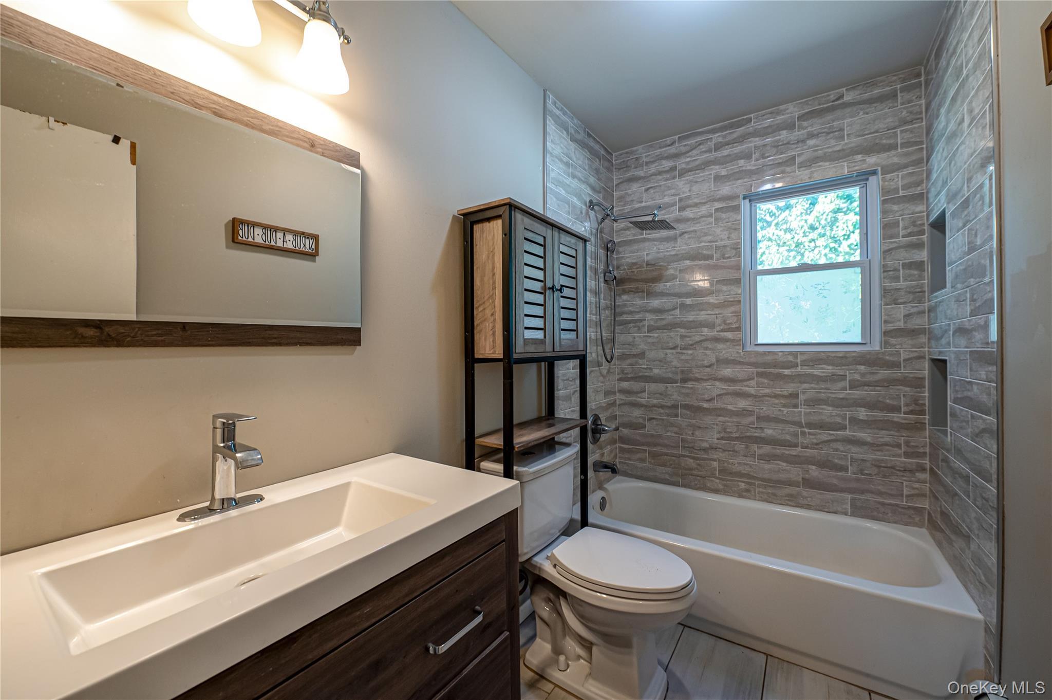 Single Family Adams Suffolk County, NY 11795, MLS-915759-11