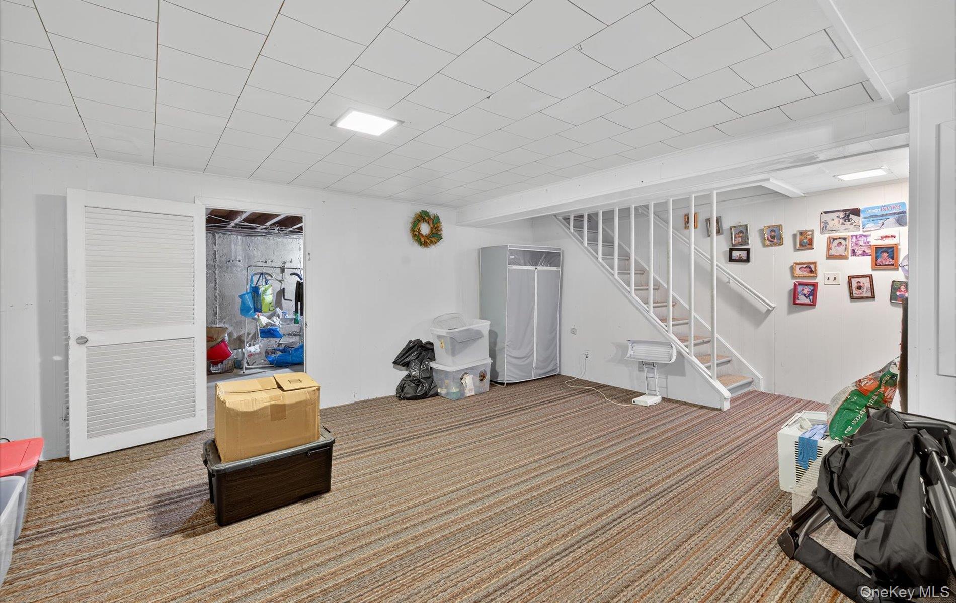 Single Family Sudbury  Nassau County, NY 11590, MLS-915760-20