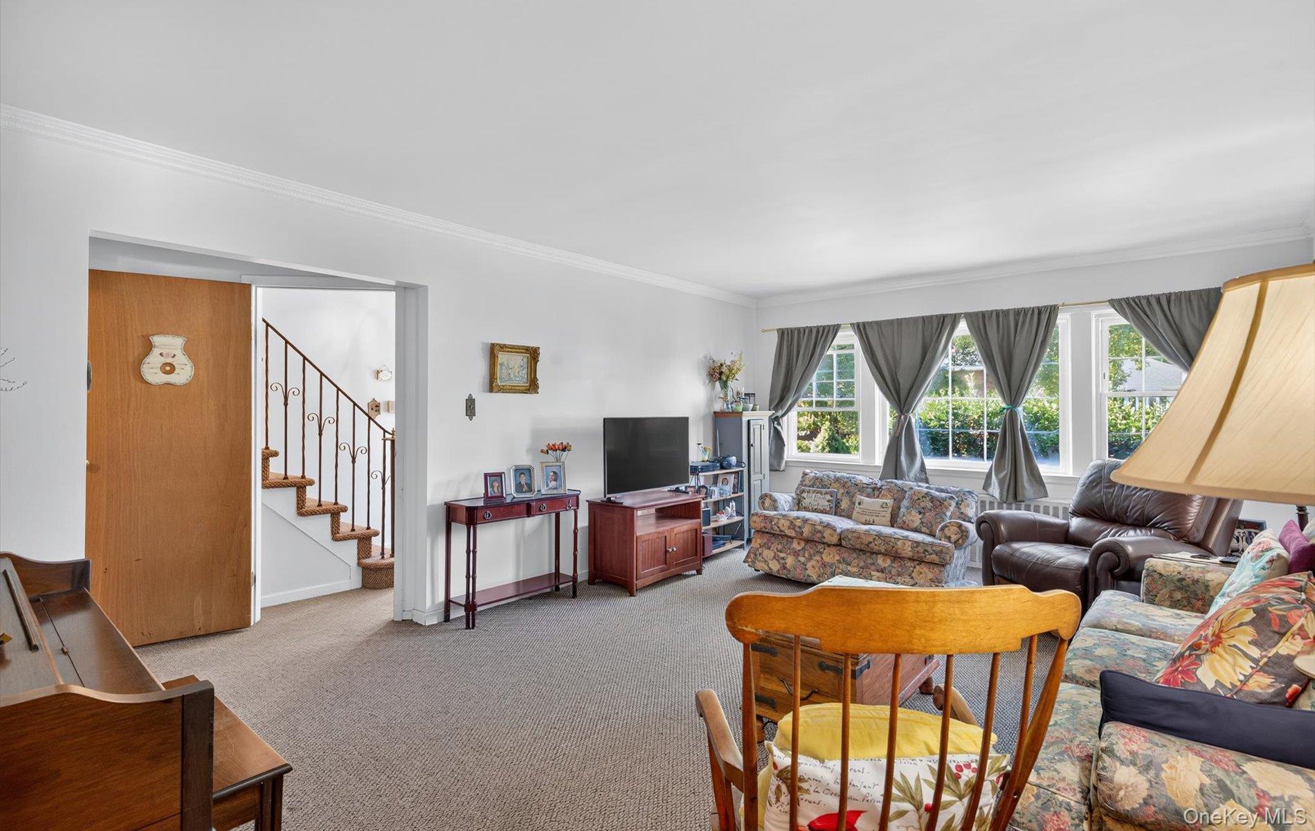 Single Family Sudbury  Nassau County, NY 11590, MLS-915760-4