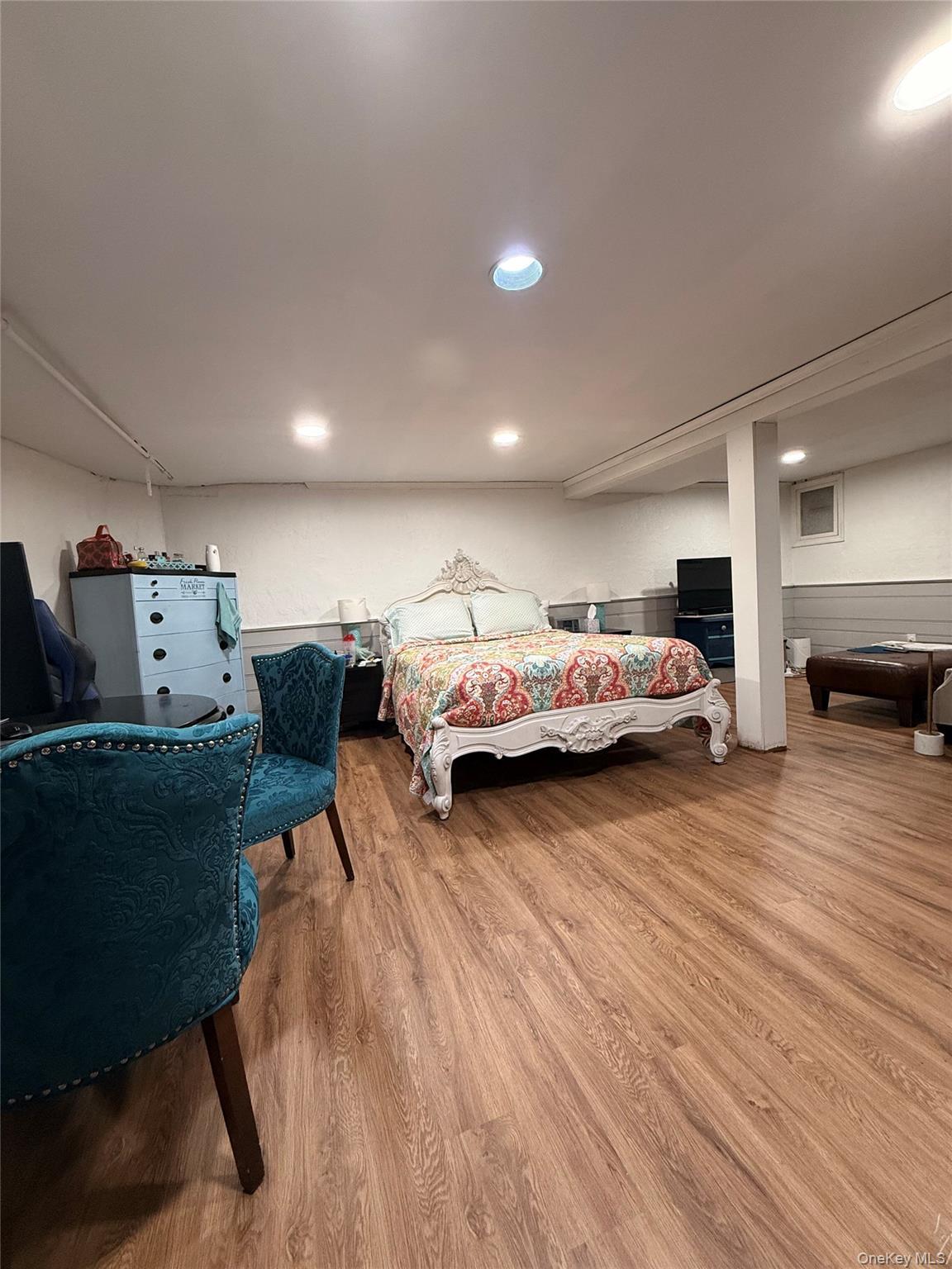 Single Family New York  Nassau County, NY 11520, MLS-915771-6