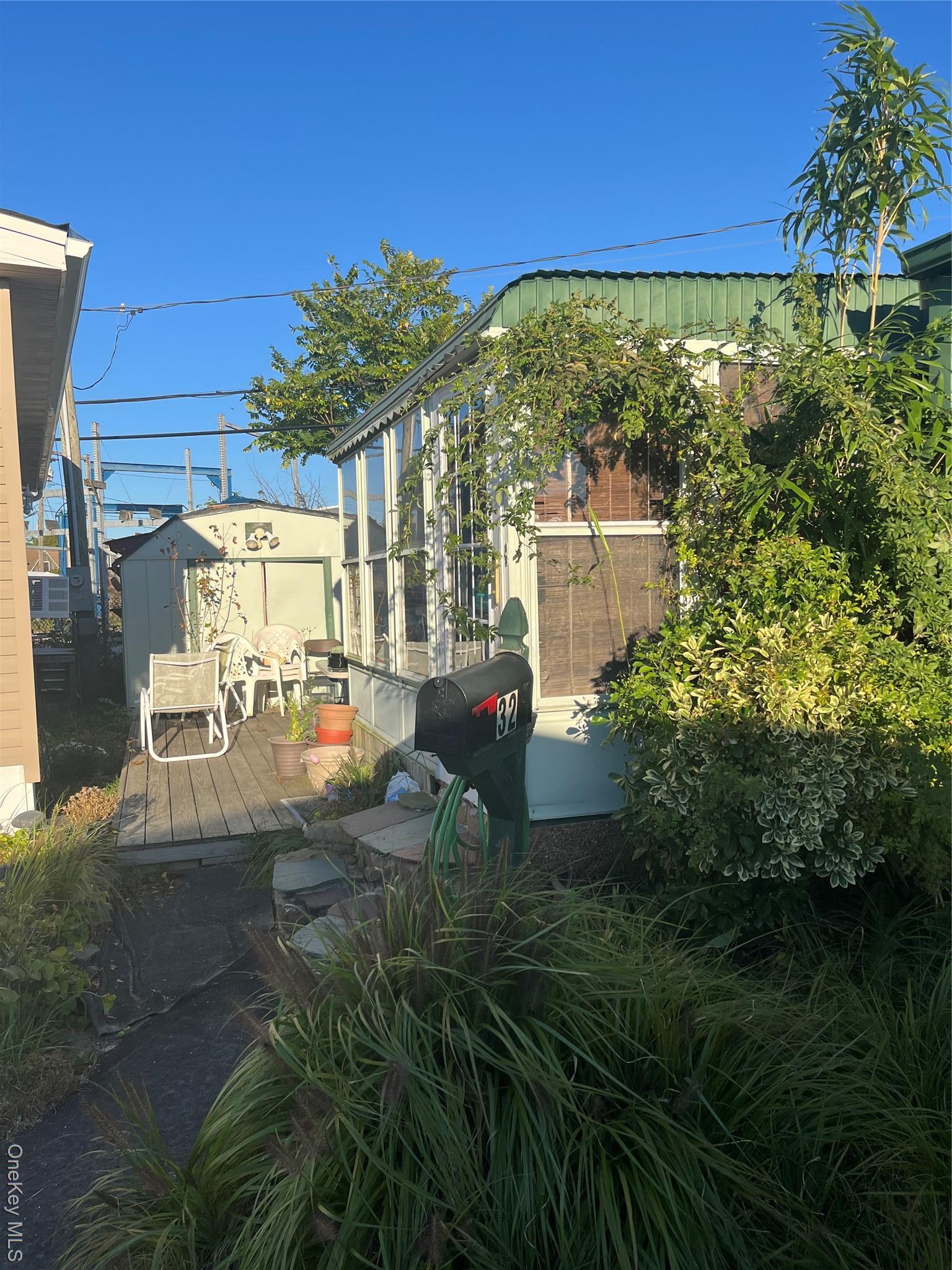 Single Family Main  Suffolk County, NY 11751, MLS-915806-3