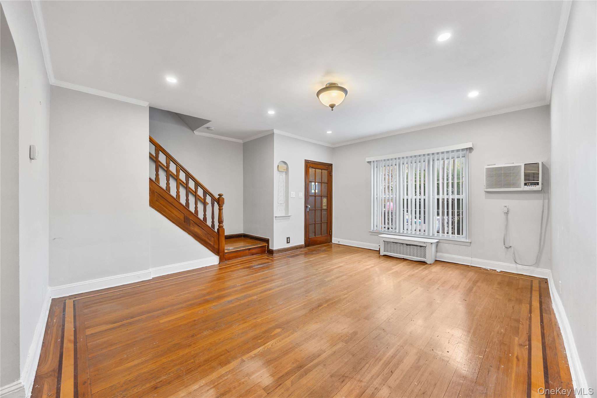 Single Family 60th  Queens, NY 11355, MLS-915817-4