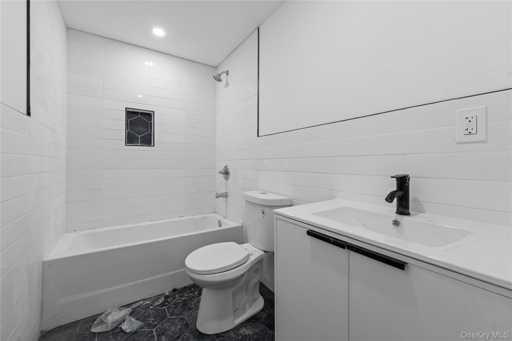 Single Family 147  Queens, NY 11422, MLS-915829-24