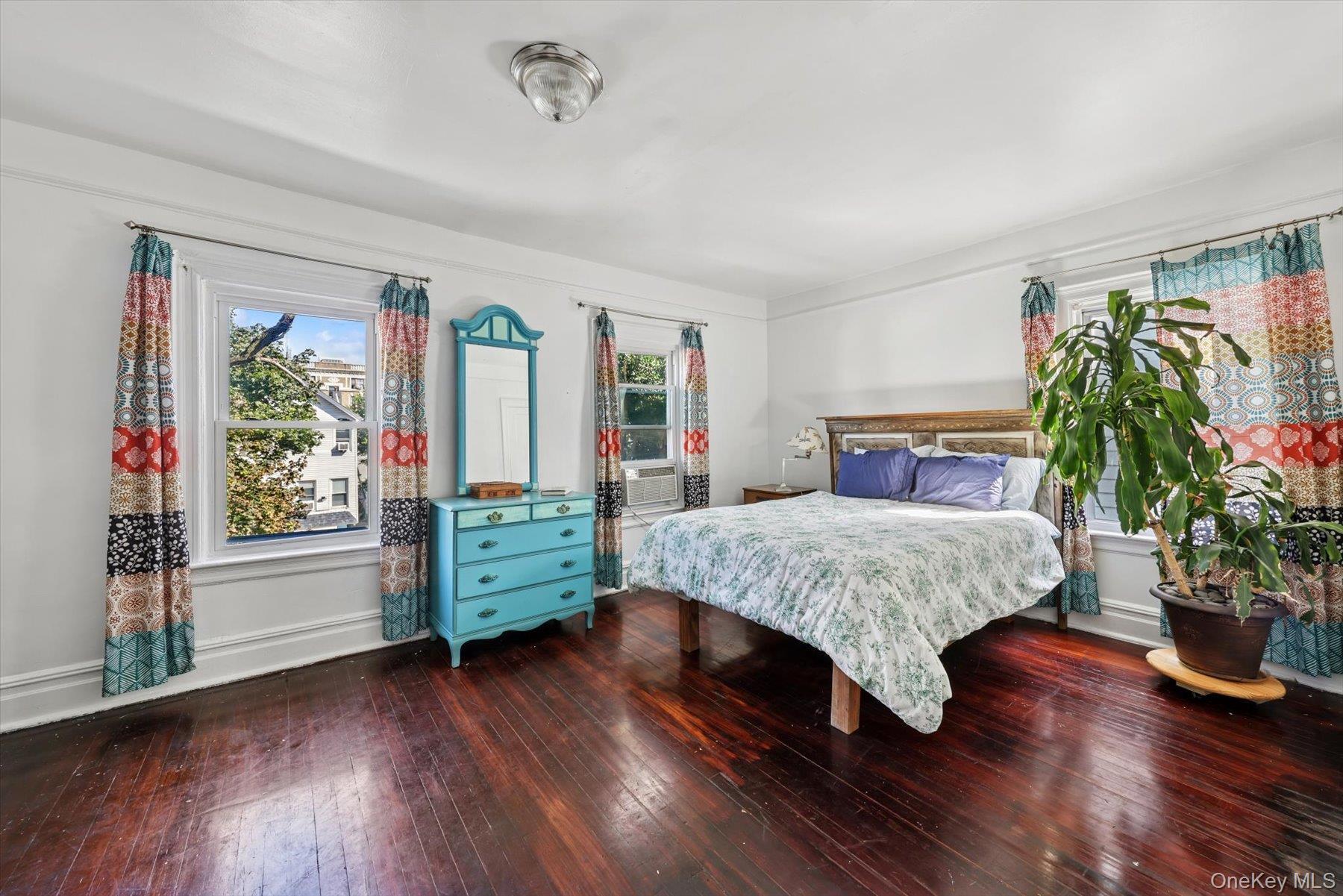 Single Family Hennessy  Bronx, NY 10453, MLS-915833-6
