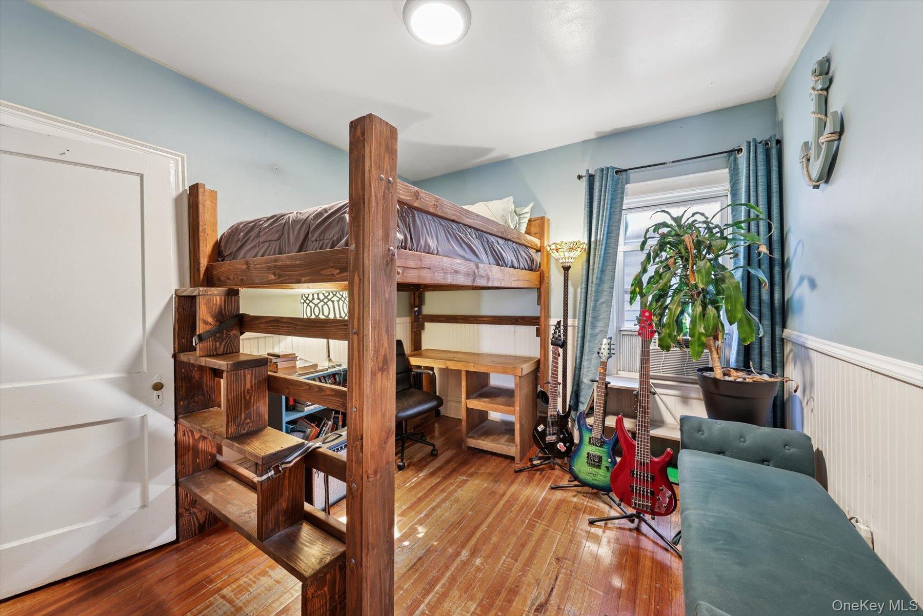 Single Family Hennessy  Bronx, NY 10453, MLS-915833-9
