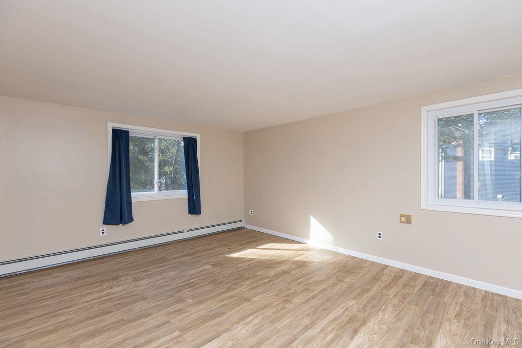 Single Family Sleepy Hollow  Suffolk County, NY 11967, MLS-915866-13