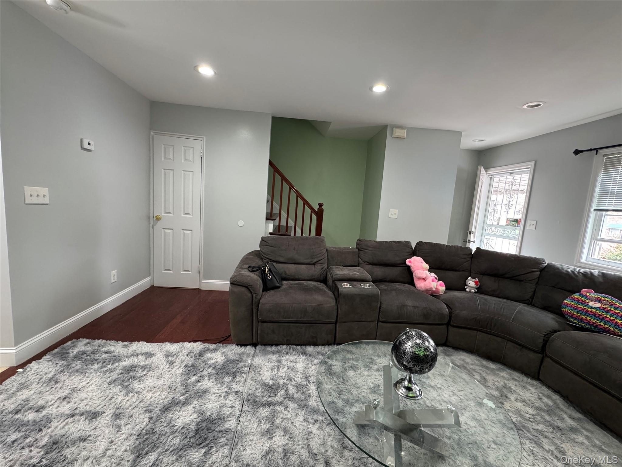 Single Family E 230th Street  Bronx, NY 10466, MLS-915871-5