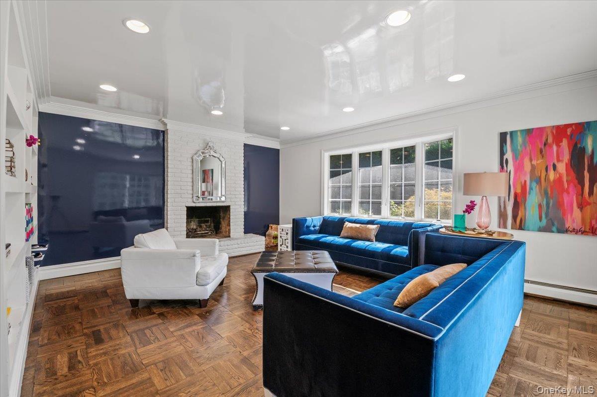 Single Family Broadway Nassau County, NY 11559, MLS-915936-14