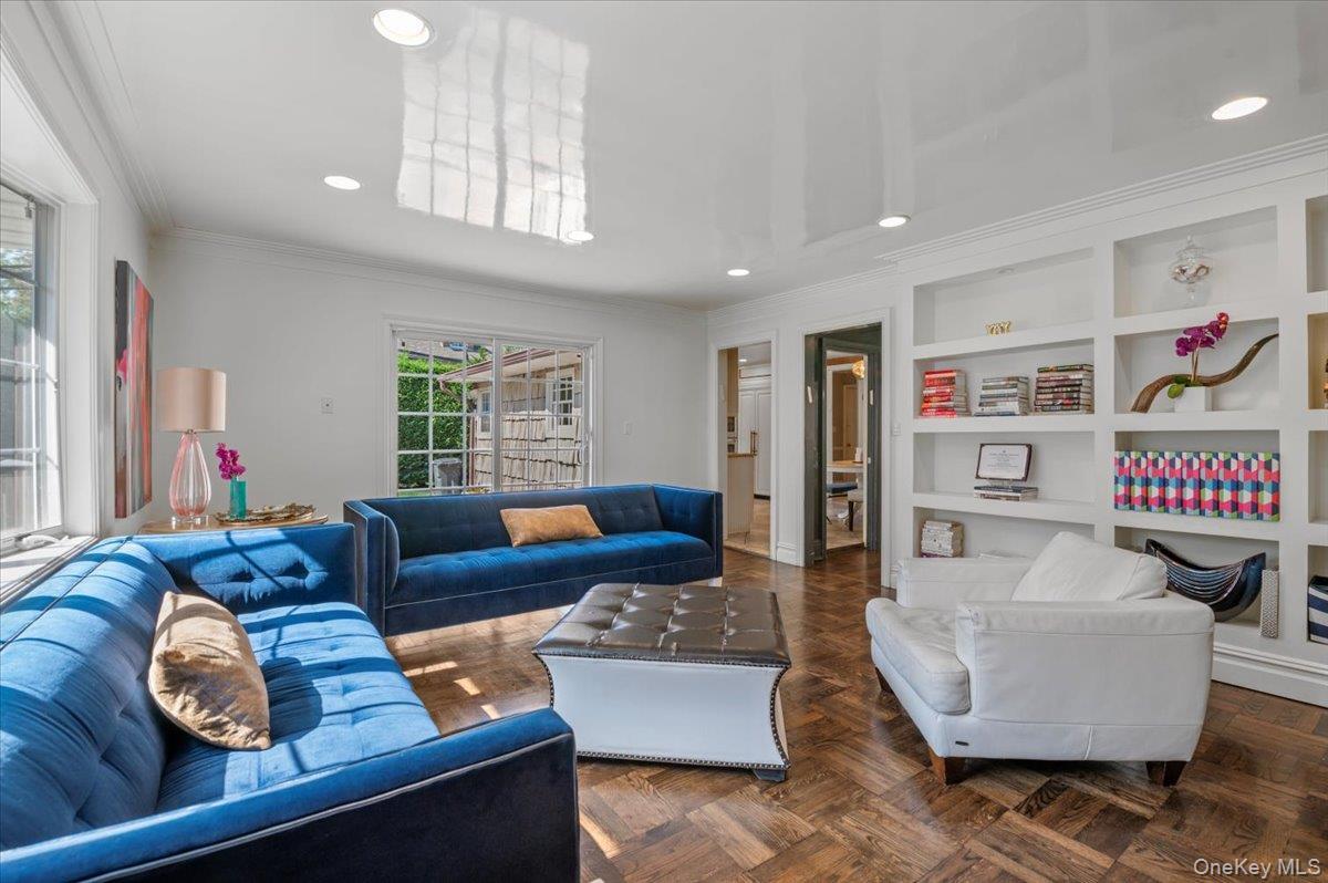 Single Family Broadway Nassau County, NY 11559, MLS-915936-15