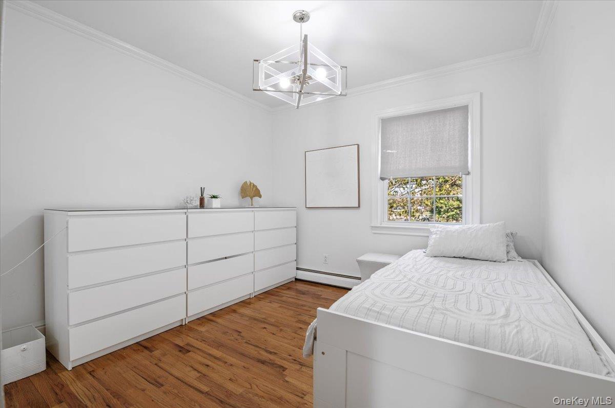 Single Family Broadway Nassau County, NY 11559, MLS-915936-29