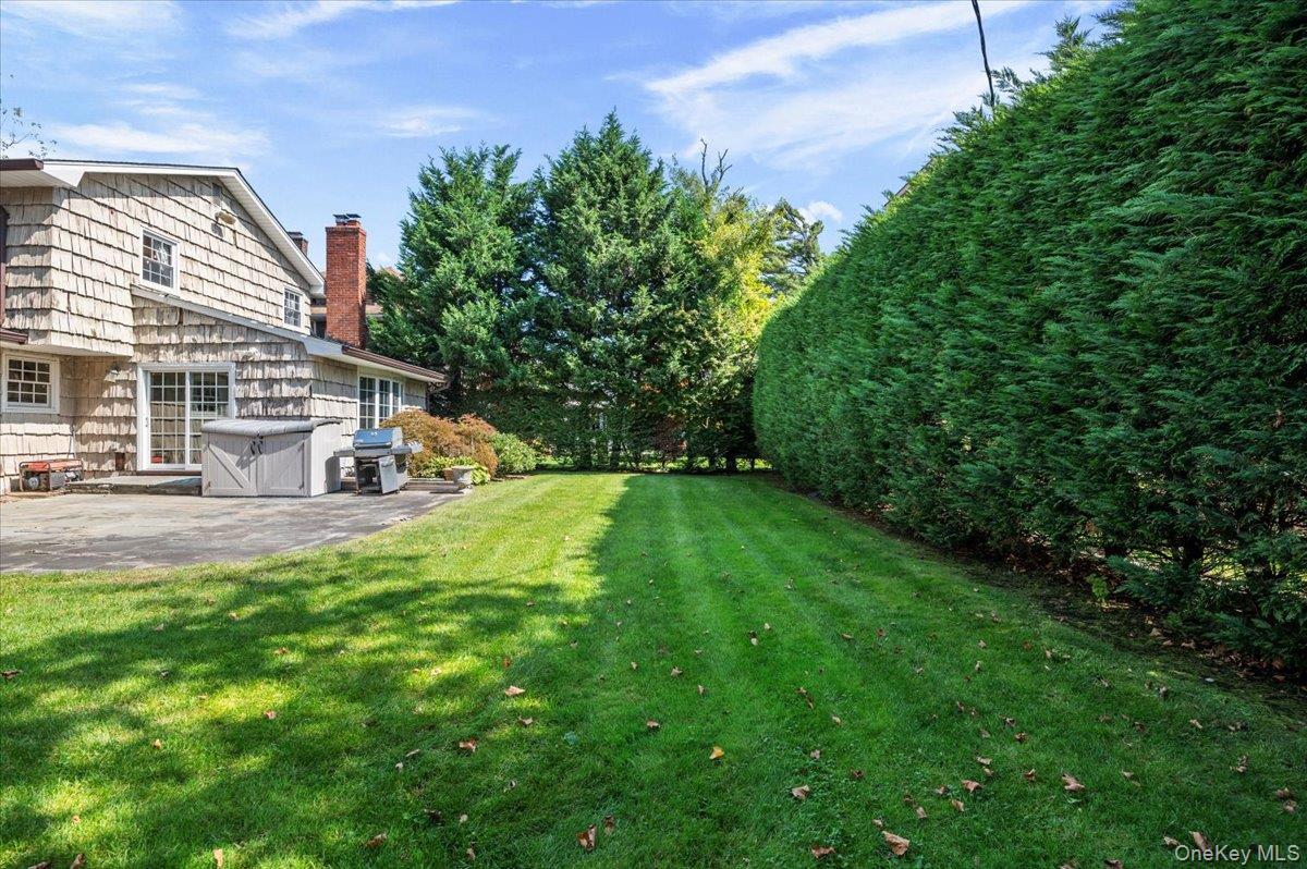 Single Family Broadway Nassau County, NY 11559, MLS-915936-30