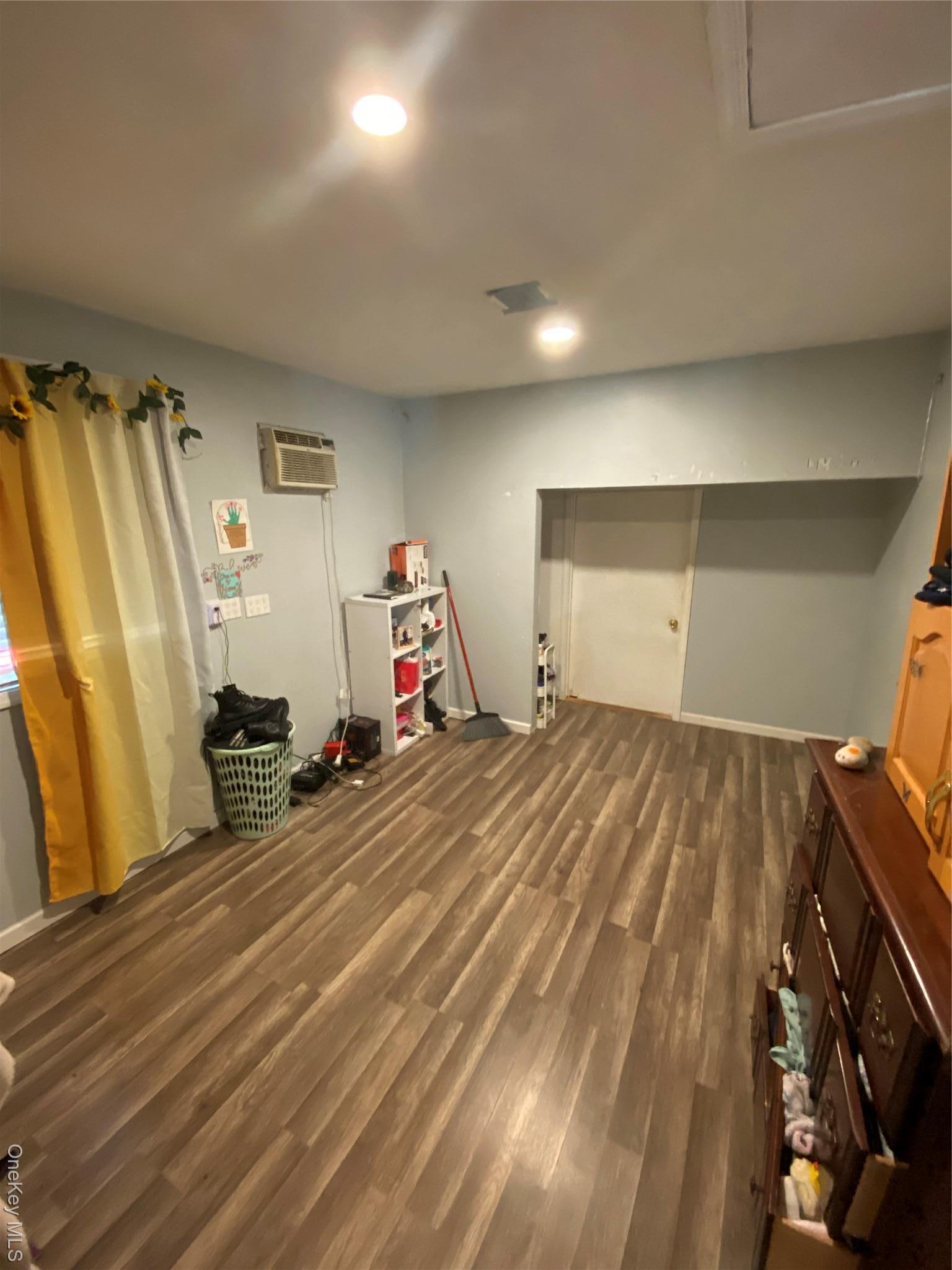 Single Family Montauk  Suffolk County, NY 11717, MLS-915944-15