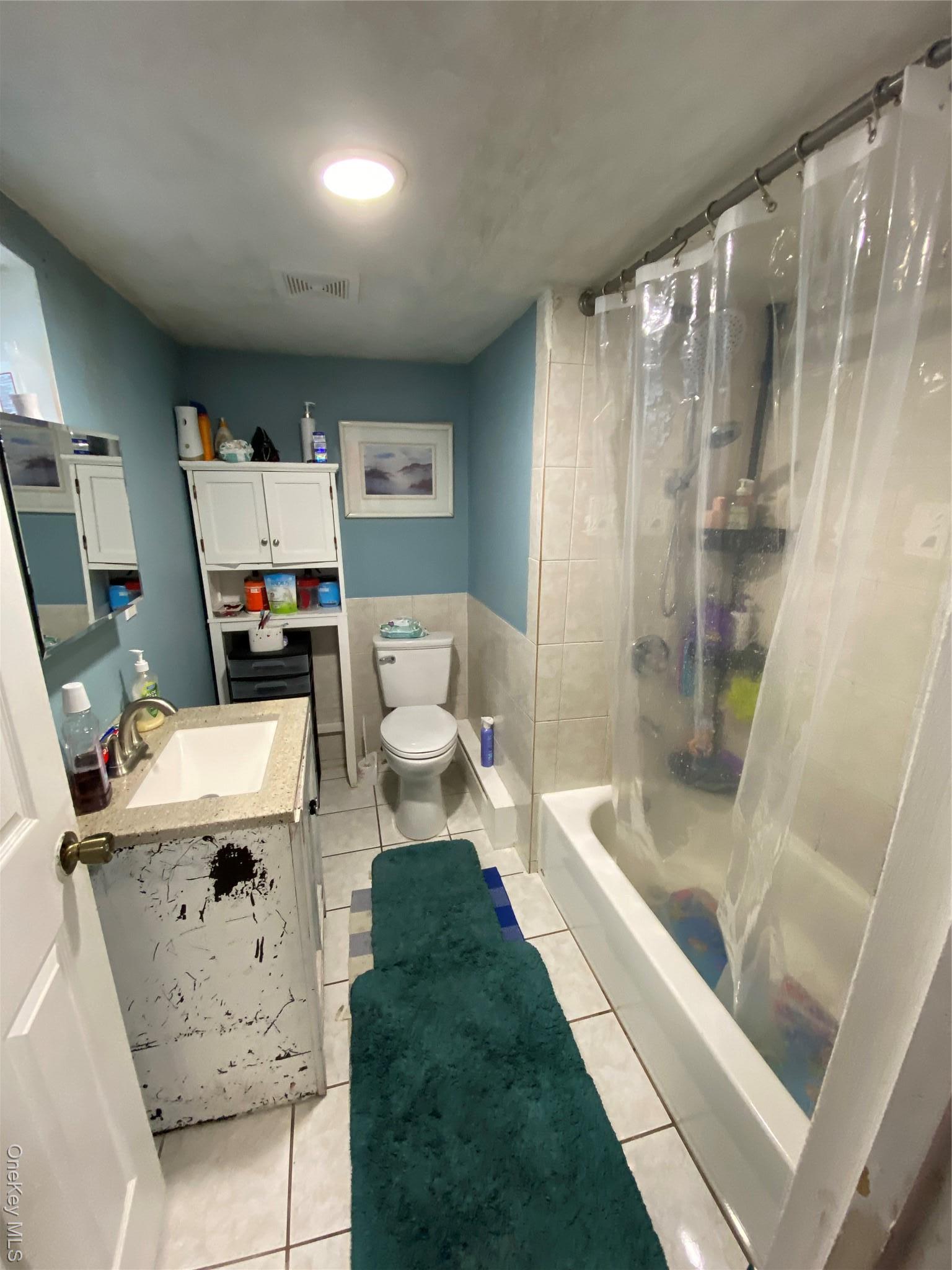 Single Family Montauk  Suffolk County, NY 11717, MLS-915944-19