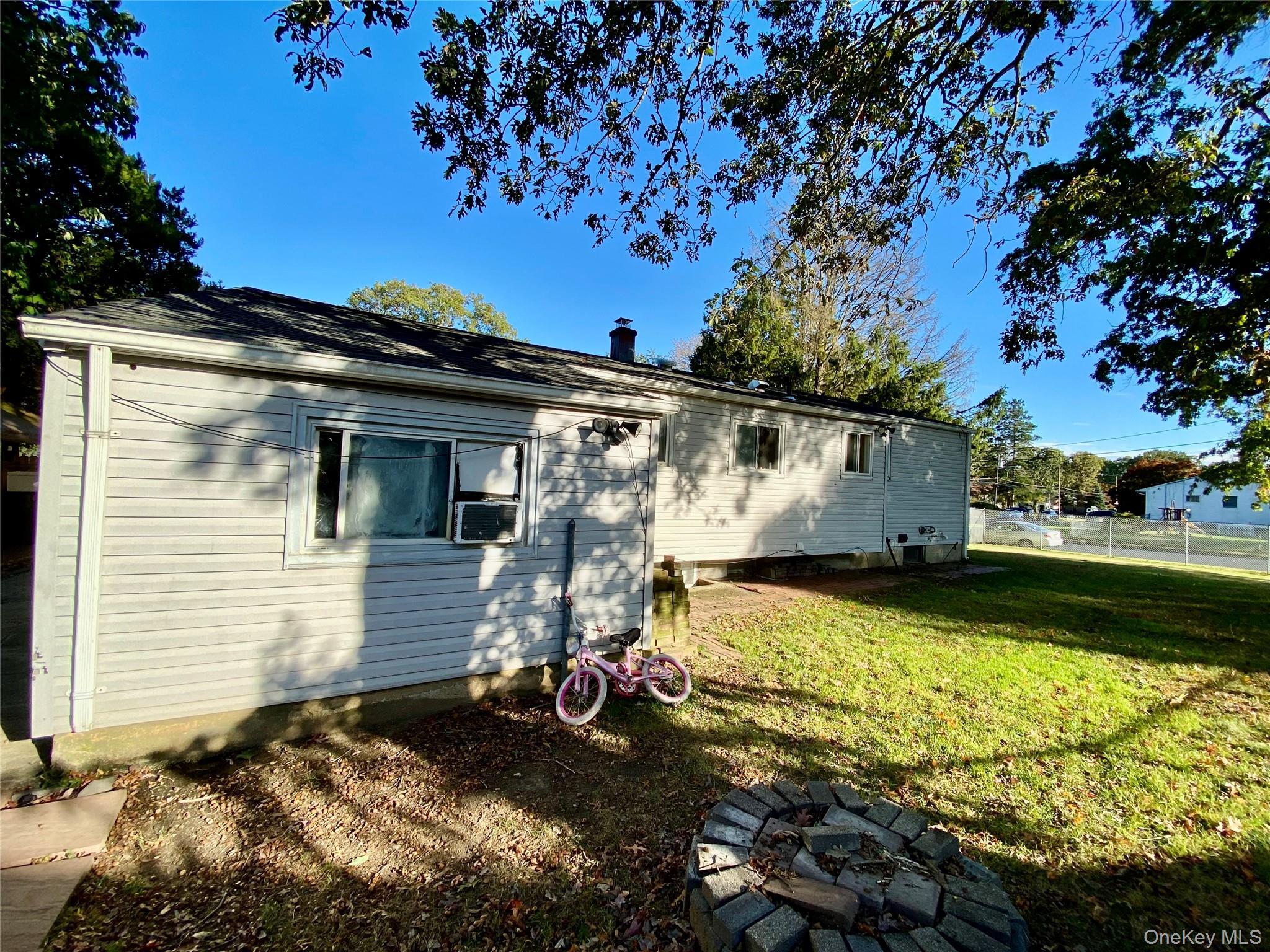 Single Family Montauk  Suffolk County, NY 11717, MLS-915944-20