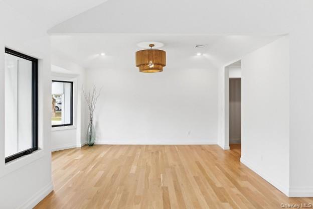 Single Family Lenape Suffolk County, NY 11968, MLS-915950-3