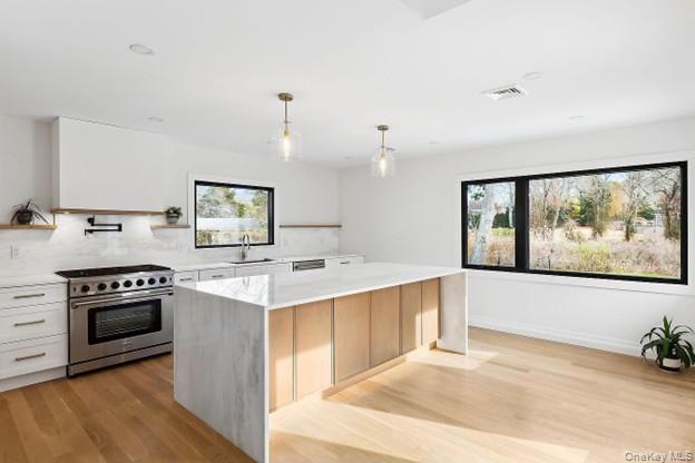 Single Family Lenape Suffolk County, NY 11968, MLS-915950-4