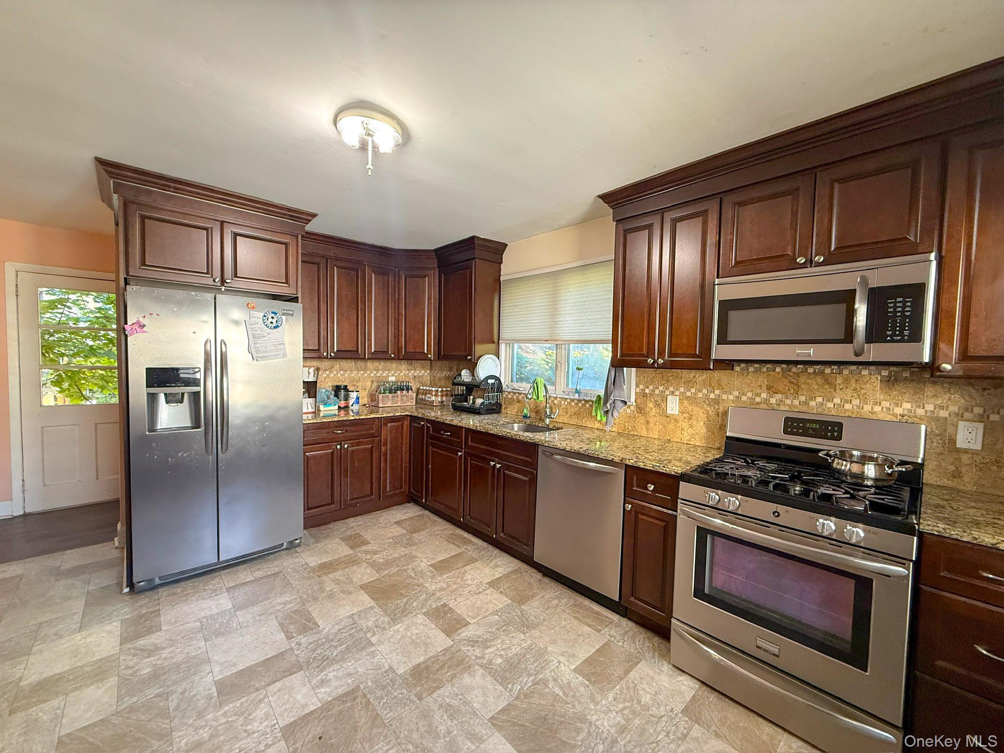 Single Family Second  Westchester County, NY 10803, MLS-915956-8