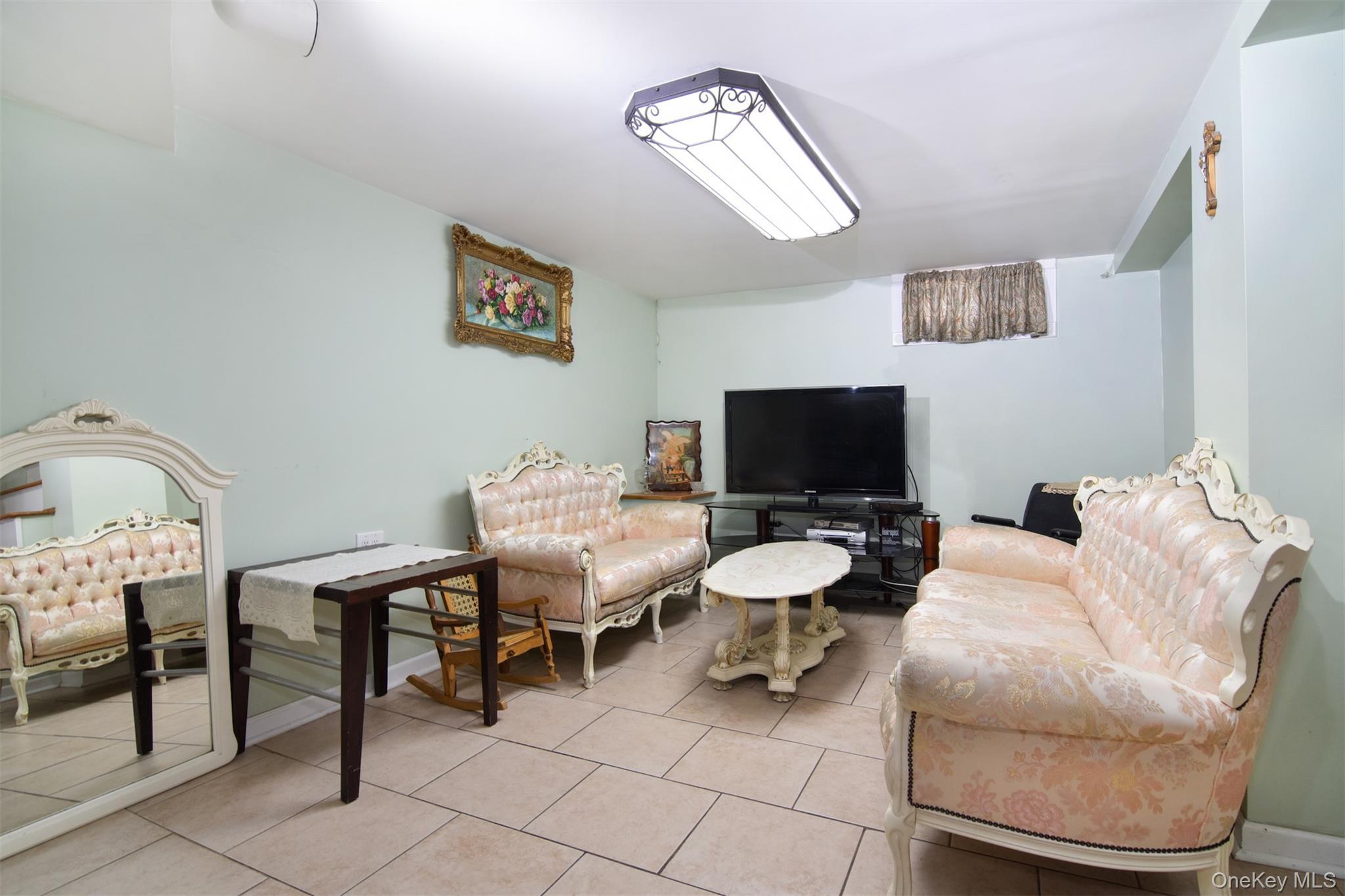 Single Family Lake  Westchester County, NY 10703, MLS-915957-27