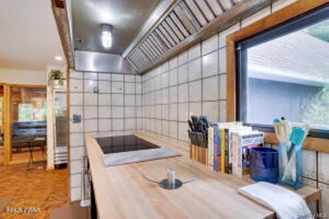 Single Family Chuck Foster Drive Out Of Area, NY 18428, MLS-915979-14