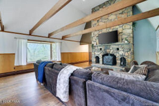 Single Family Chuck Foster Drive Out Of Area, NY 18428, MLS-915979-36