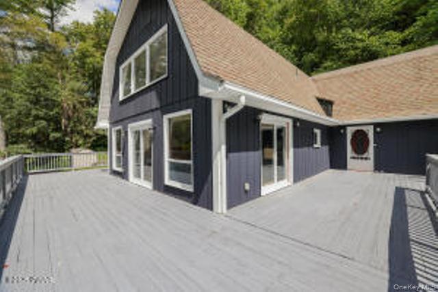 Single Family Chuck Foster Drive Out Of Area, NY 18428, MLS-915979-4