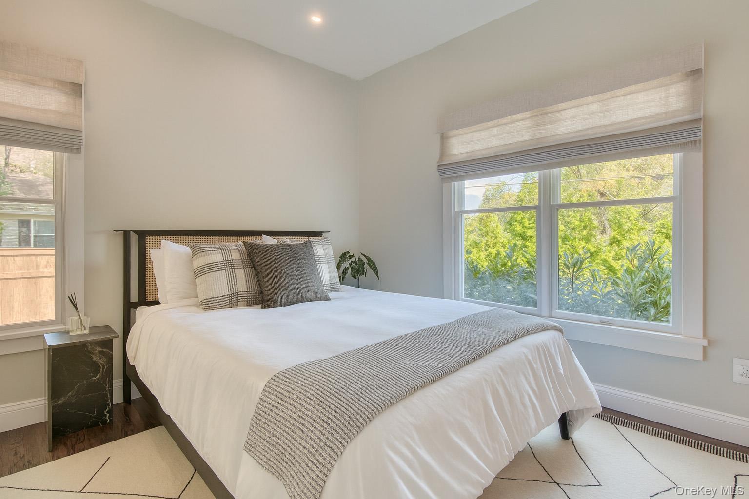 Single Family Manhanset Suffolk County, NY 11944, MLS-915982-12