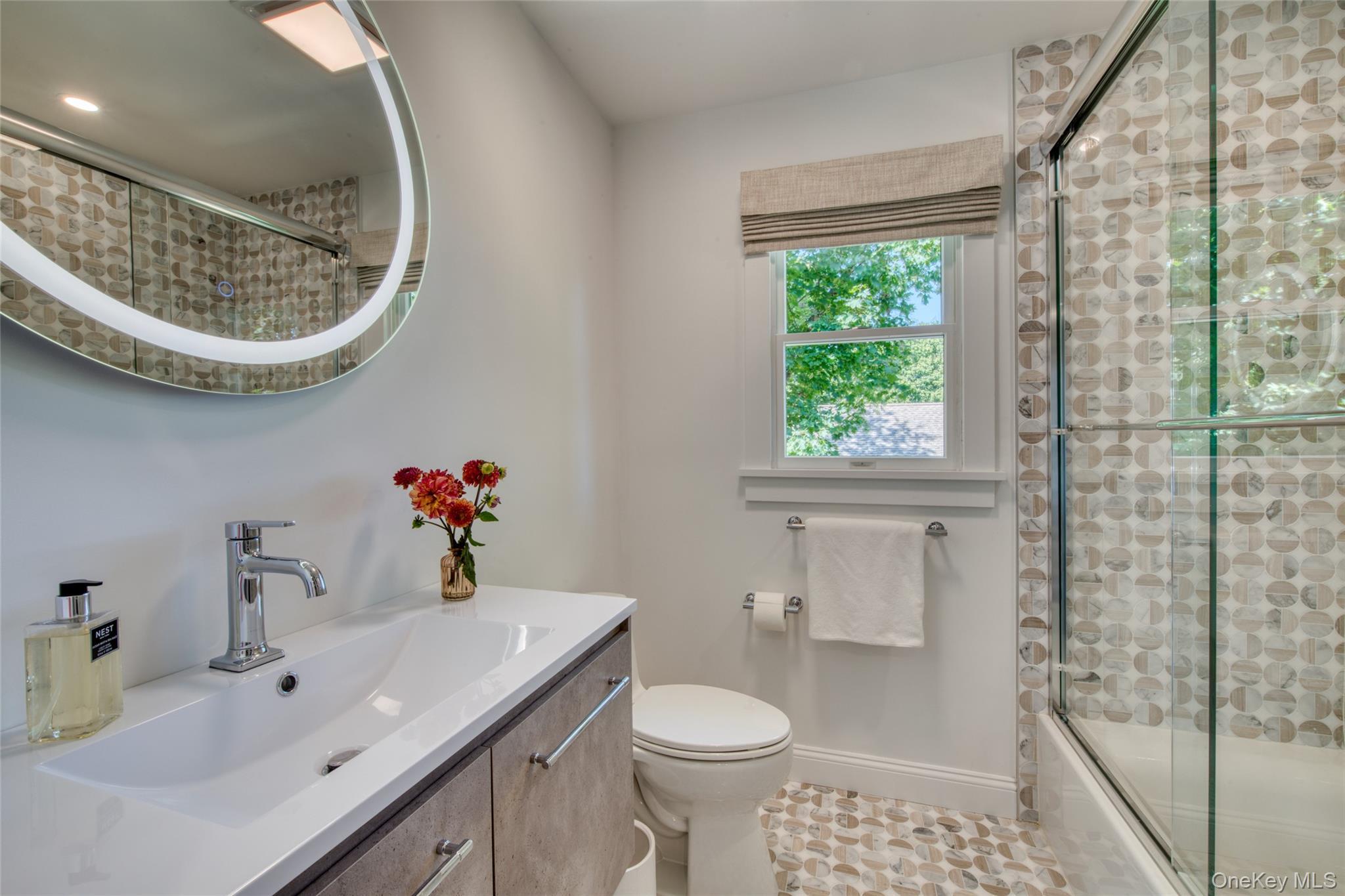 Single Family Manhanset Suffolk County, NY 11944, MLS-915982-22